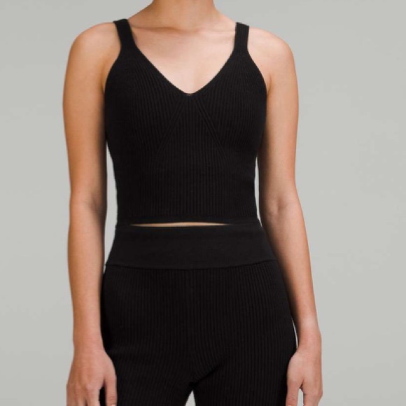 Lululemon Set’ Ribbed Knit Tank & Shorts - Picture 14 of 16